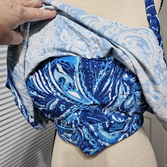 Torrid Blue Paisley Sleeveless Tank Bikini Top - Picture 3 of 5